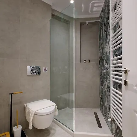 Again Downtown Premium With Parking *