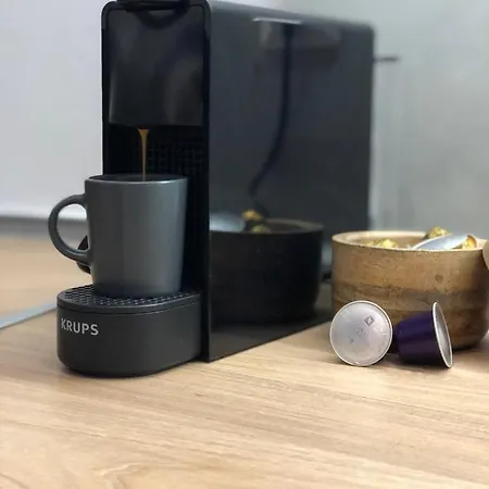 Again Downtown Premium With Parking شقة *