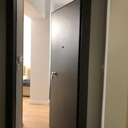 Again Downtown Premium With Parking