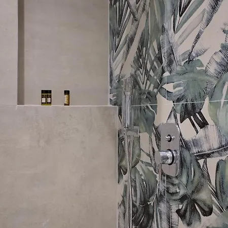 Again Downtown Premium With Parking سالونيك