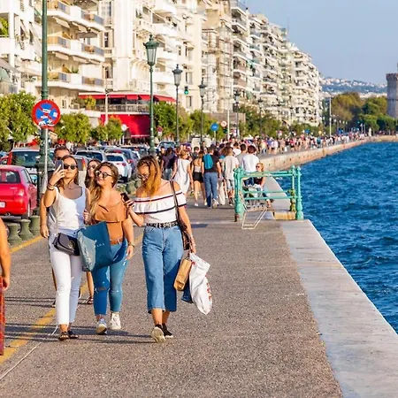 Again Downtown Premium With Parking *