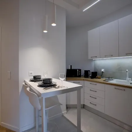 Again 1 Downtown Premium With Parking Apartament Saloniki